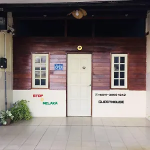 https://stop-melaka-guesthouse.hotelsinmalacca.net